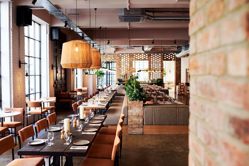 Caravan Fitzrovia | Outdoor Dining, Takeaway & Coffee