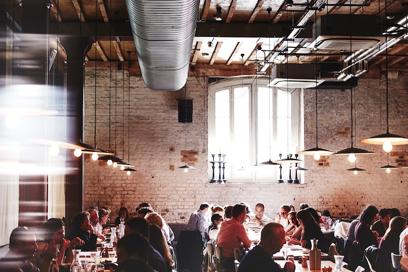 Caravan King's Cross | Outdoor Dining, Takeaway & Coffee