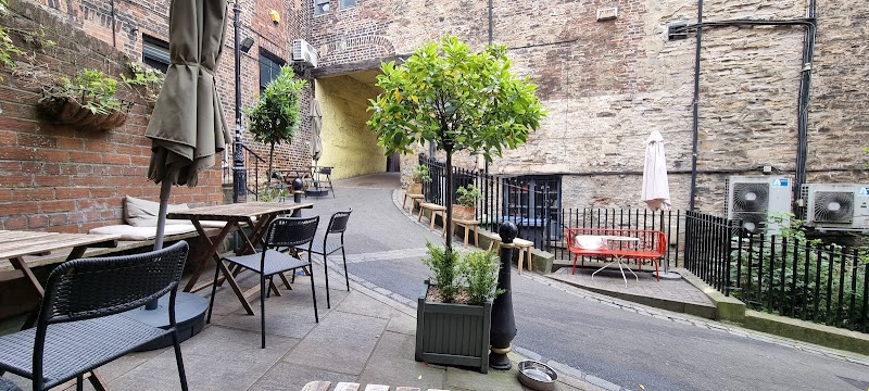Flat White Café